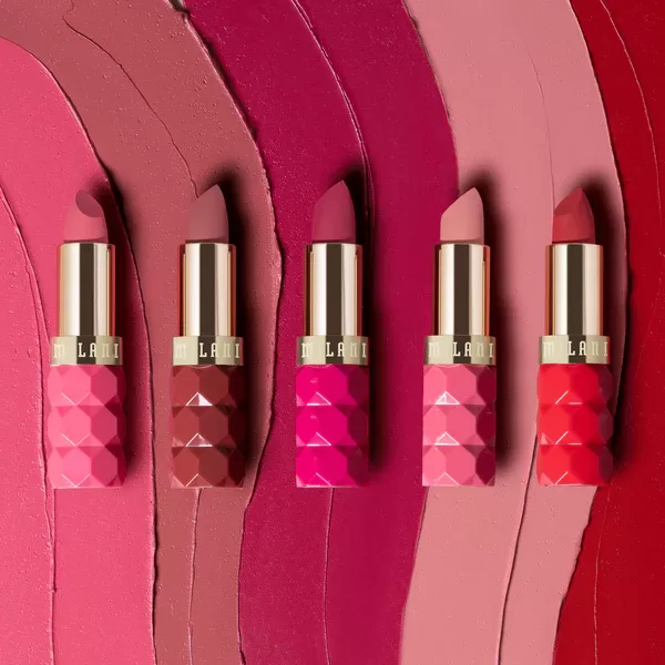 Помады для губ